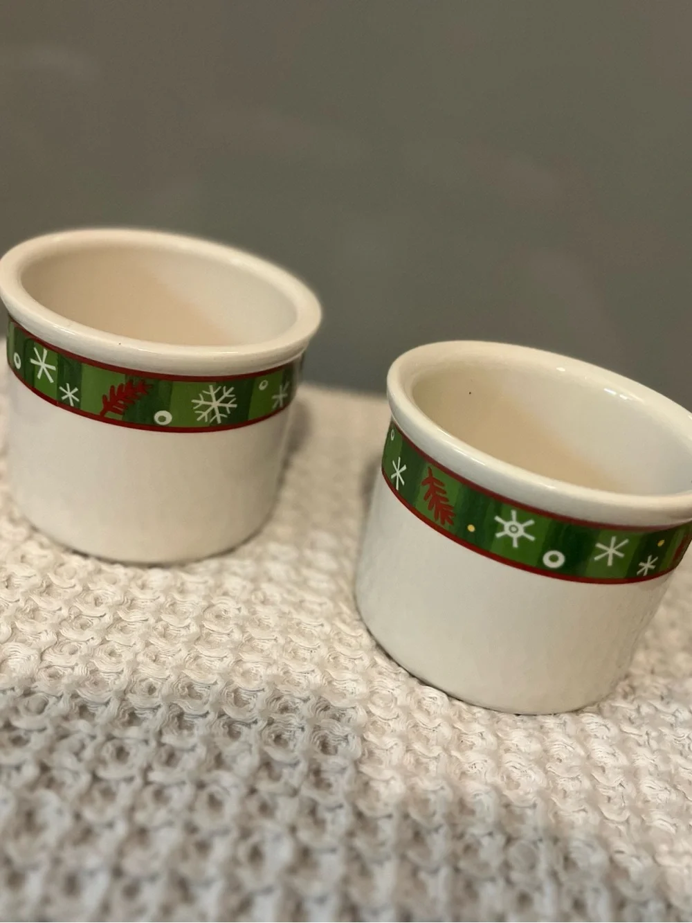 Longaberger Holiday snowflake  Ramekins (Set of 2)